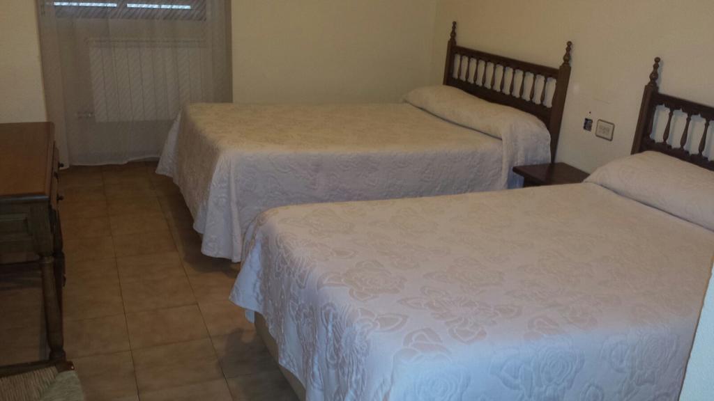 Hostal Botafumeiro Mota del Marqués Esterno foto