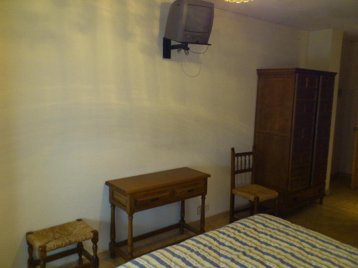 Hostal Botafumeiro Mota del Marqués Esterno foto
